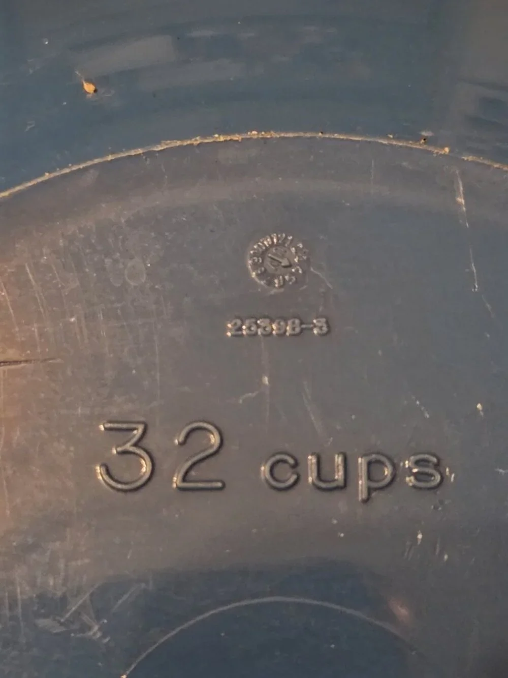 Tupperware 32 Cup Blue With White Burp Lid Used Once Bowl